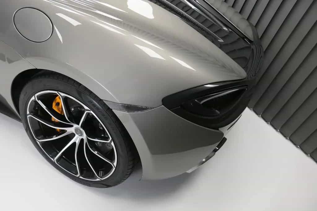 McLaren 570S 3.8 V8 Coupé - Lift/B&O/Reifen+Service neu 08/2016-photo-3