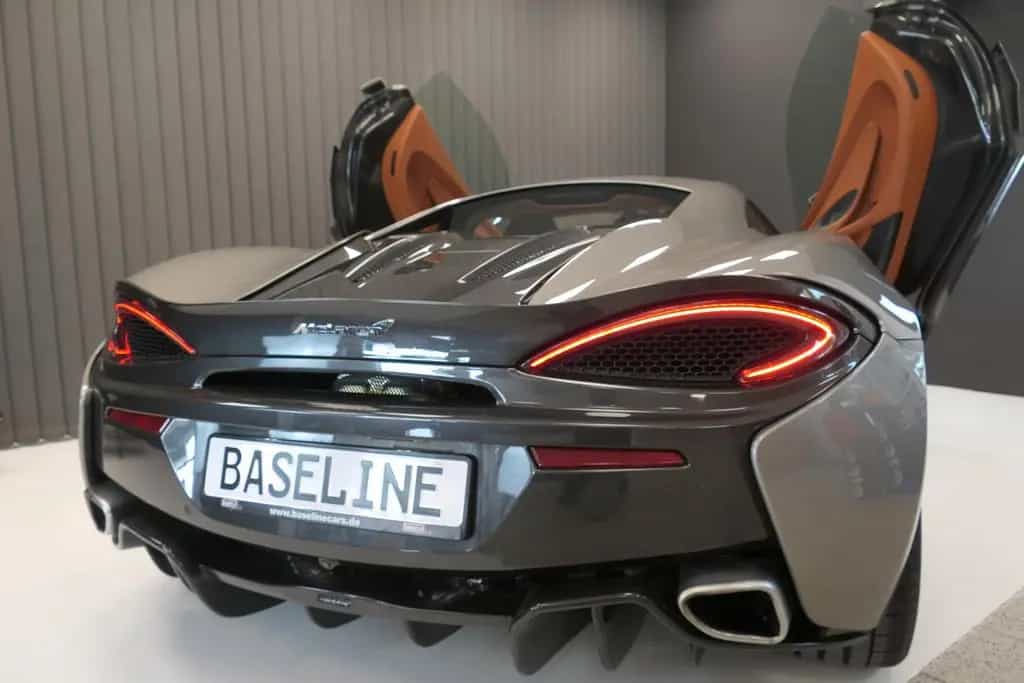 McLaren 570S 3.8 V8 Coupé - Lift/B&O/Reifen+Service neu 08/2016-photo-7