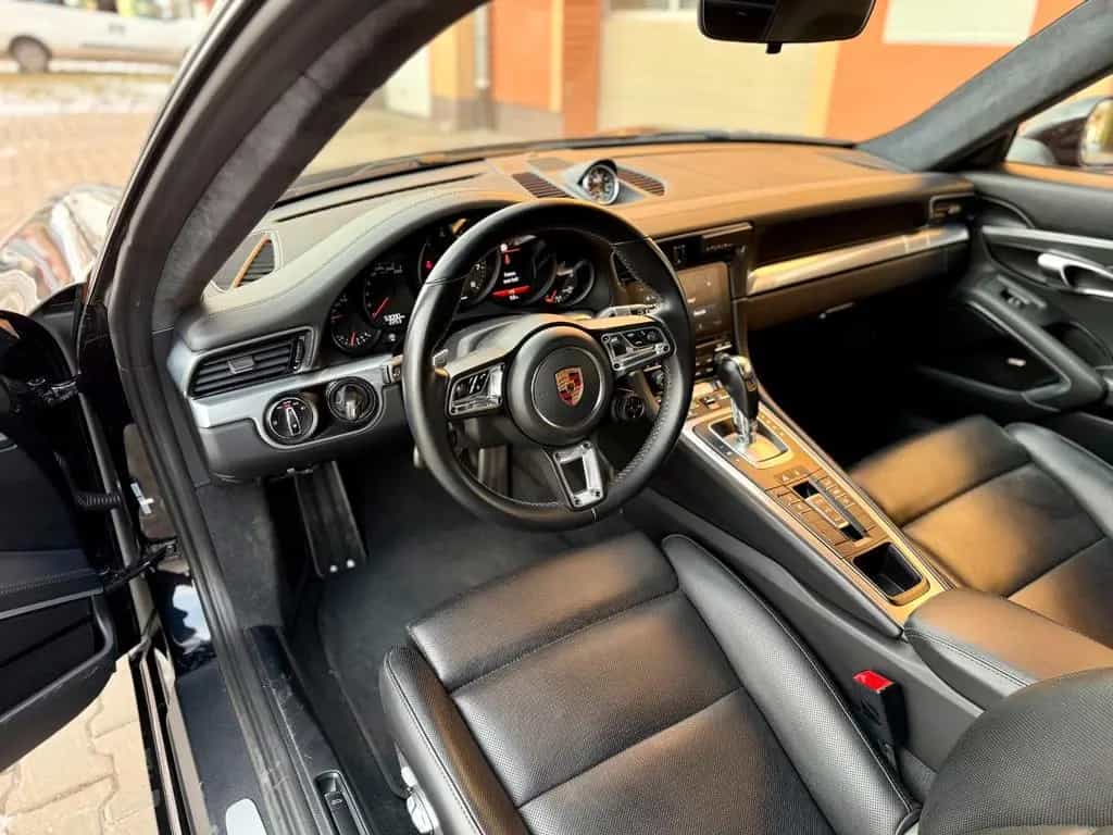 Porsche 911 Carrera 991.2 Sport Chrono 03/2018-photo-3