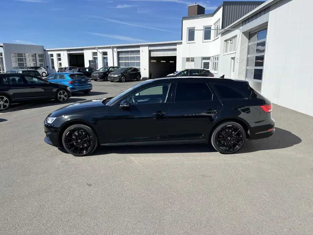 Audi A4 Avant 40 2.0 TFSI design Blackline 125€ m.20% 04/2019-photo-1