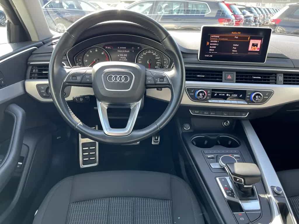 Audi A4 Avant 40 2.0 TFSI design Blackline 125€ m.20% 04/2019-photo-13