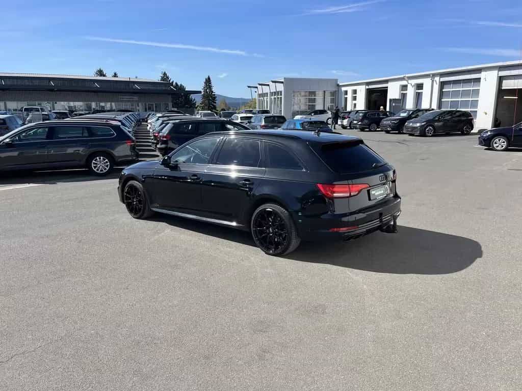 Audi A4 Avant 40 2.0 TFSI design Blackline 125€ m.20% 04/2019-photo-8