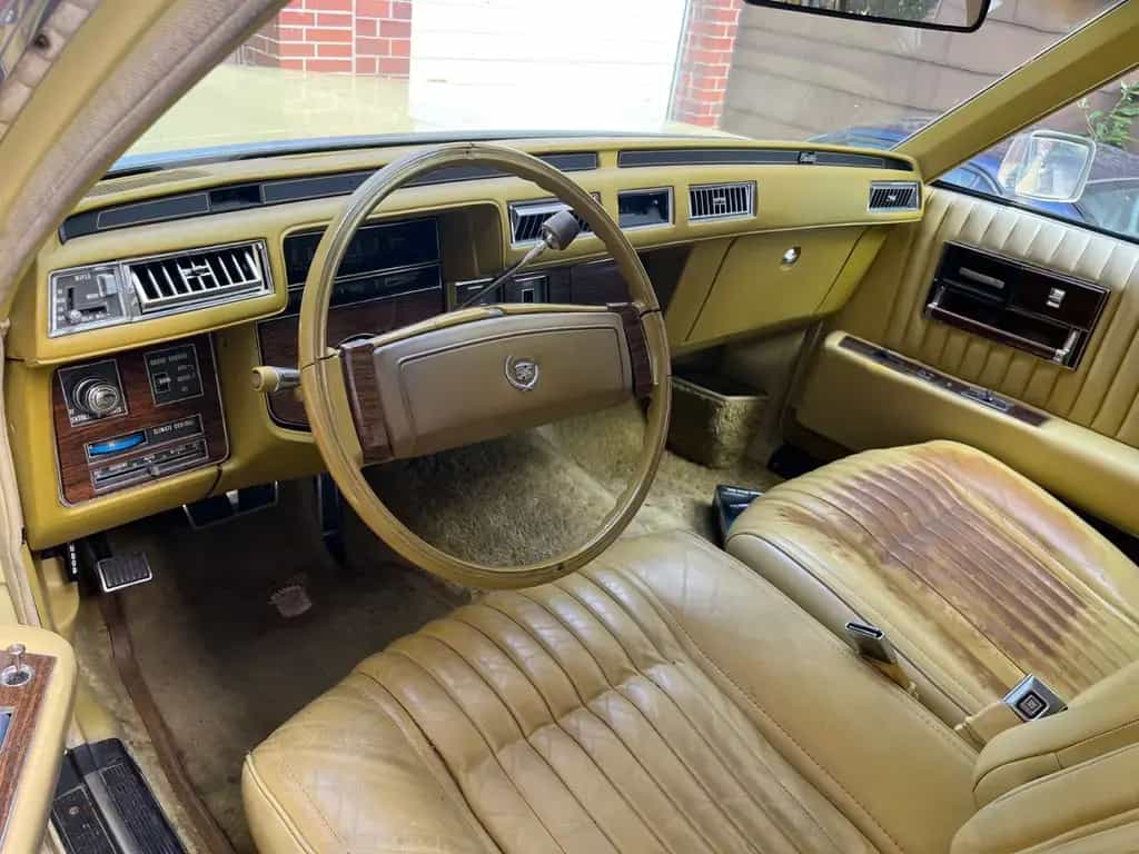 Cadillac Seville 5.7l V8 H Kennzeichen 02/1977-photo-2