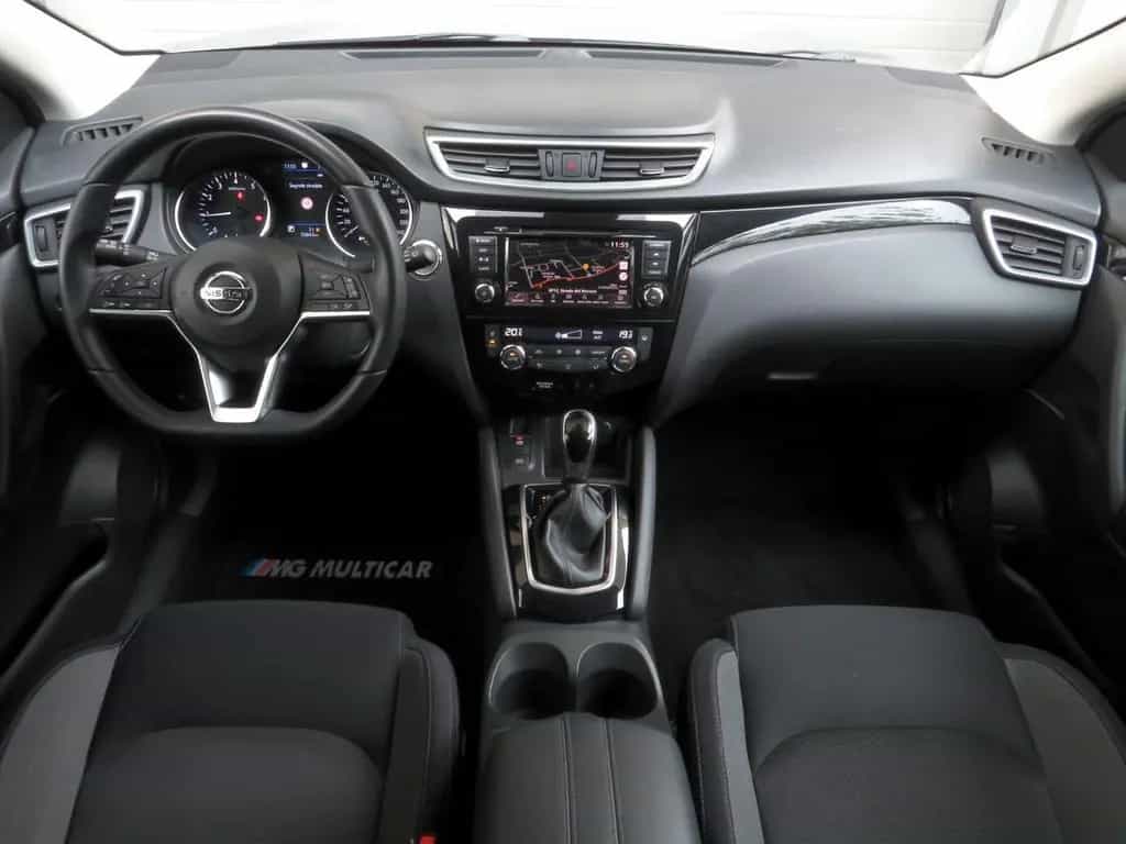 Nissan Qashqai 1.3dig-t N-Connecta 160cv tetto p 02/2021-photo-3