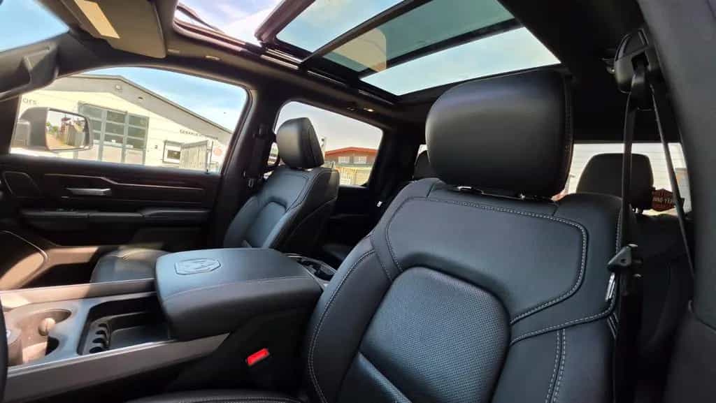 Dodge RAM 5.7 /AHK/CARPLAY/PANORAMA/ 01/2022-photo-14