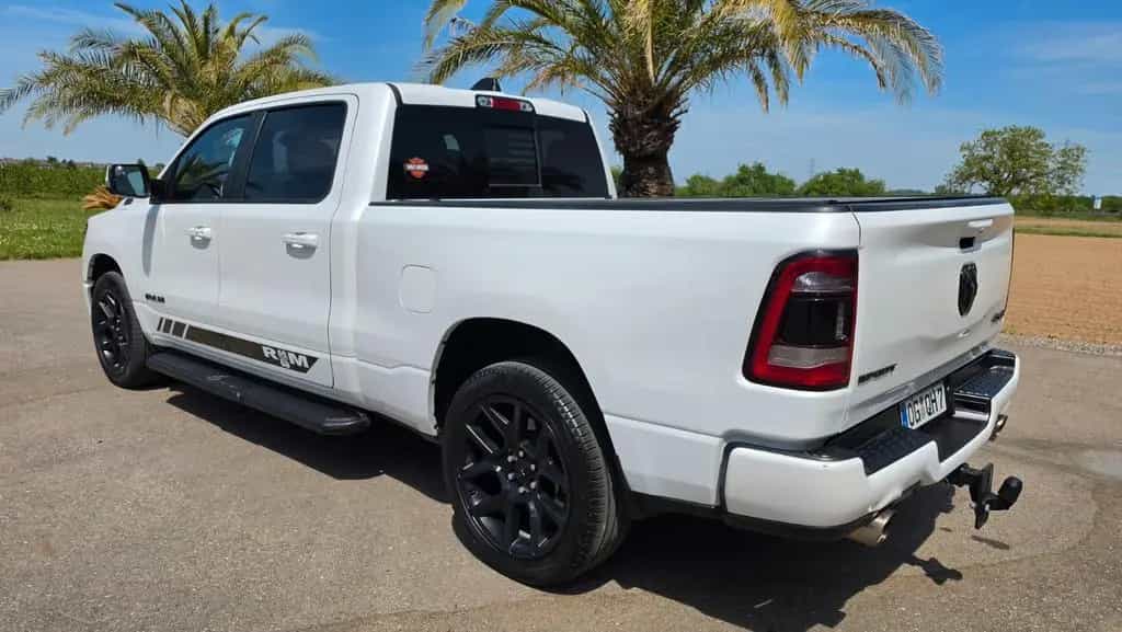 Dodge RAM 5.7 /AHK/CARPLAY/PANORAMA/ 01/2022-photo-16
