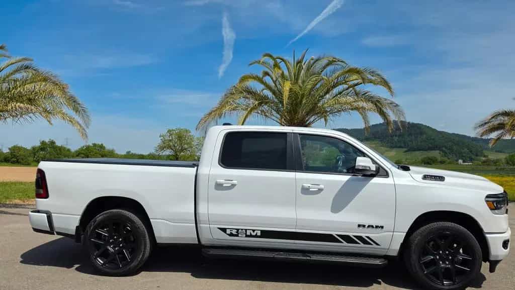 Dodge RAM 5.7 /AHK/CARPLAY/PANORAMA/ 01/2022-photo-5