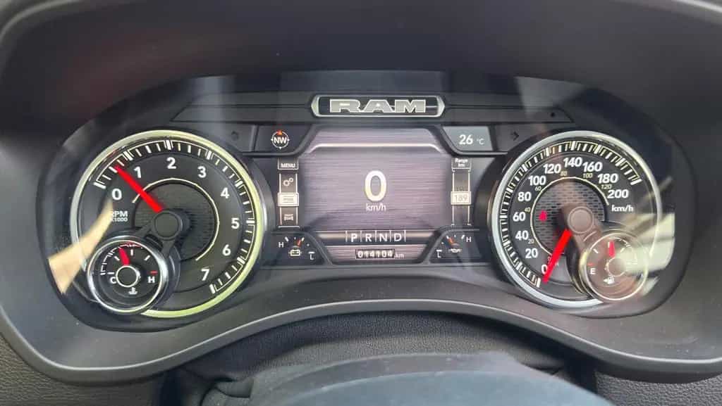 Dodge RAM 5.7 /AHK/CARPLAY/PANORAMA/ 01/2022-photo-7