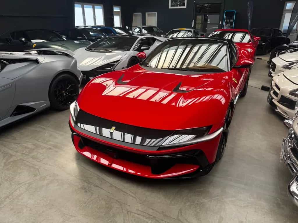Ferrari 12Cilindri Lift/Pano/Beifahrerdisplay/Voll 05/2025-photo-1