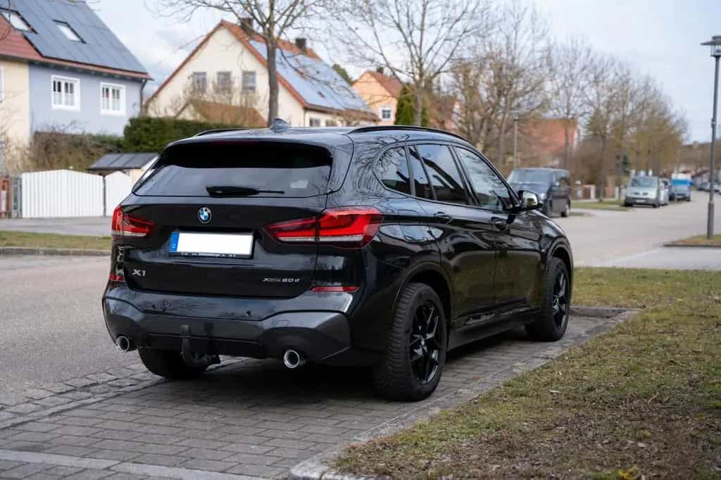 BMW X1 xDrive20d M Sport Aut. | Navi | LED | AHK 08/2019-photo-4