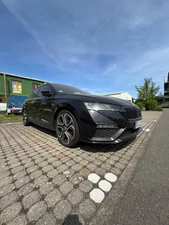 Skoda Octavia 2.0 TDI DSG 4x4 RS Combi RS, MwSt. 08/2022-photo-0