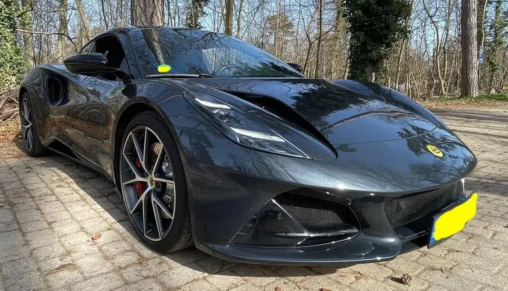 Lotus Emira i4 First Edition - Inspektion 3/26 05/2024-photo-1