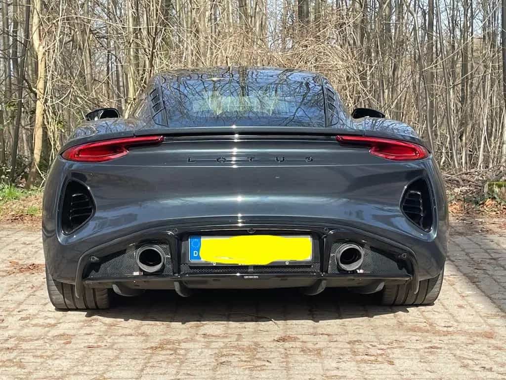 Lotus Emira i4 First Edition - Inspektion 3/26 05/2024-photo-13