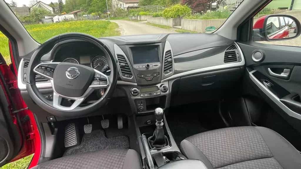 Ssangyong Korando 2.2 Diesel e-XDi 220 Quartz 4WD Quartz 03/2018-photo-1