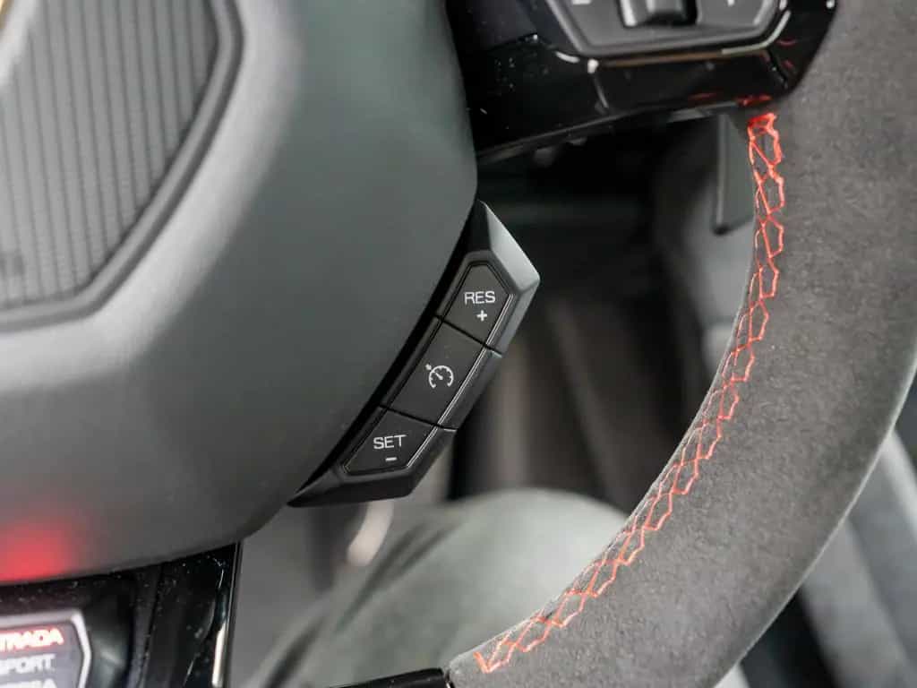 Lamborghini Huracan Tecnica Carbon 1st Owner WarrantyExtensi 05/2023-photo-19