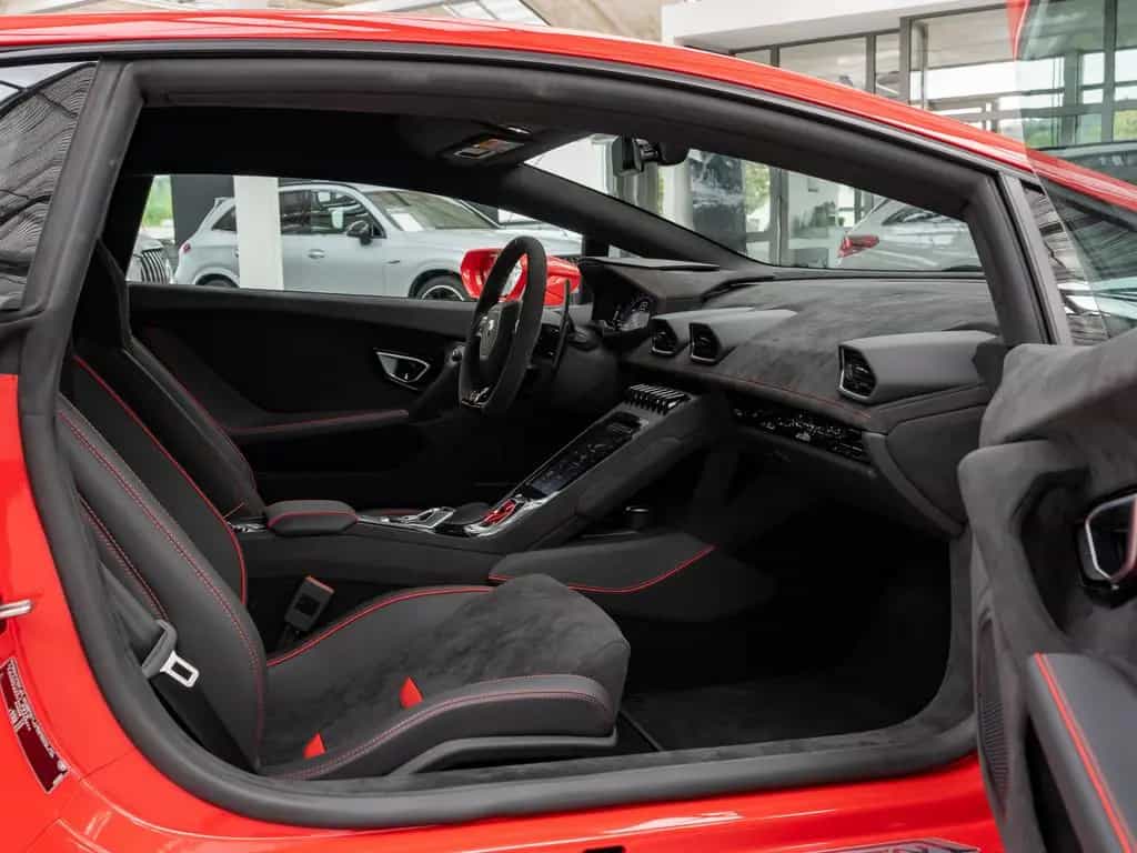 Lamborghini Huracan Tecnica Carbon 1st Owner WarrantyExtensi 05/2023-photo-2
