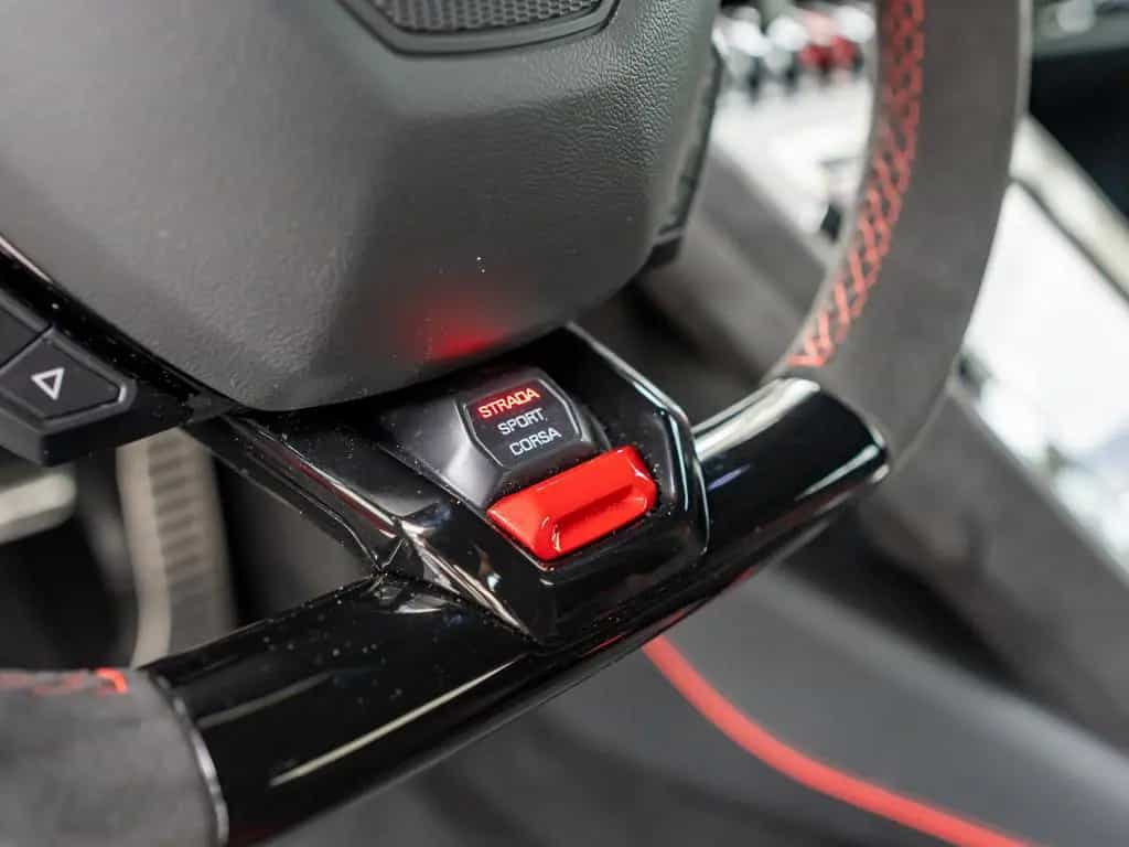 Lamborghini Huracan Tecnica Carbon 1st Owner WarrantyExtensi 05/2023-photo-23