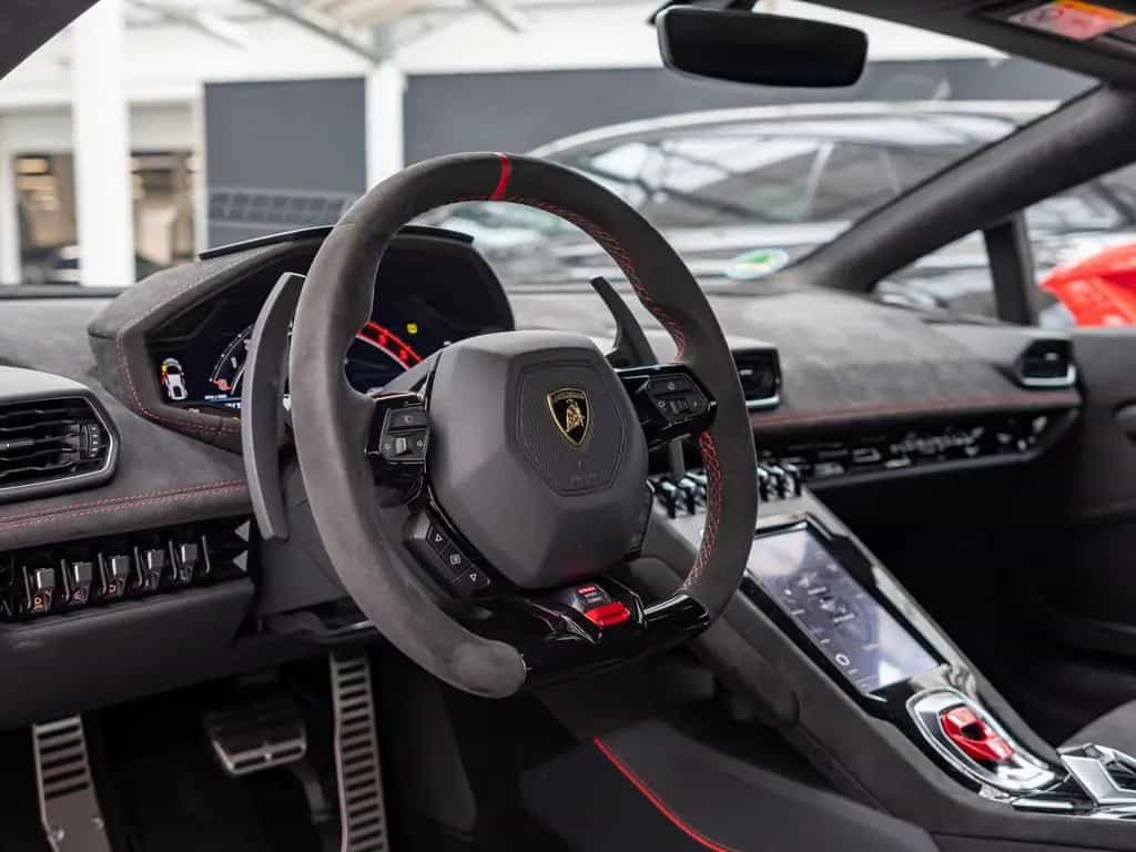 Lamborghini Huracan Tecnica Carbon 1st Owner WarrantyExtensi 05/2023-photo-7