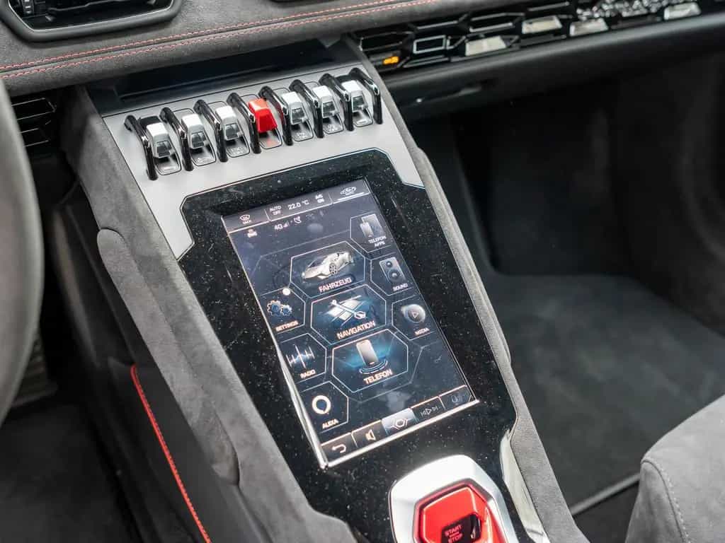 Lamborghini Huracan Tecnica Carbon 1st Owner WarrantyExtensi 05/2023-photo-8