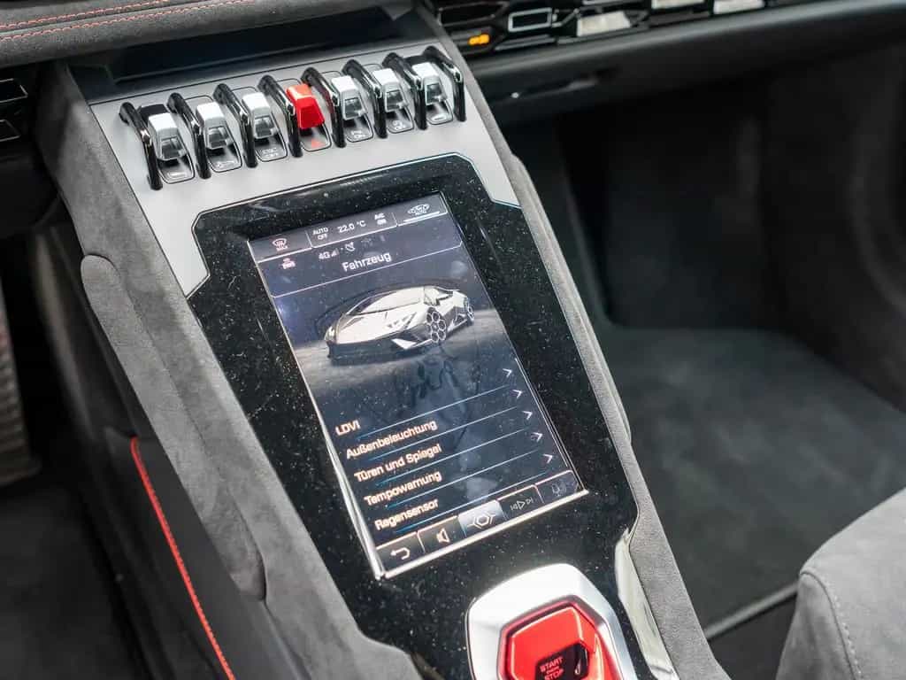 Lamborghini Huracan Tecnica Carbon 1st Owner WarrantyExtensi 05/2023-photo-9