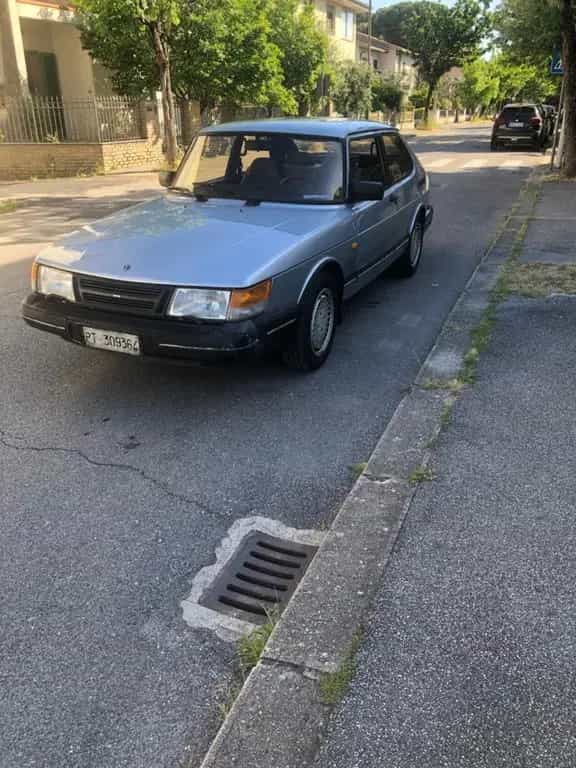 Saab 900 05/1987-photo-1