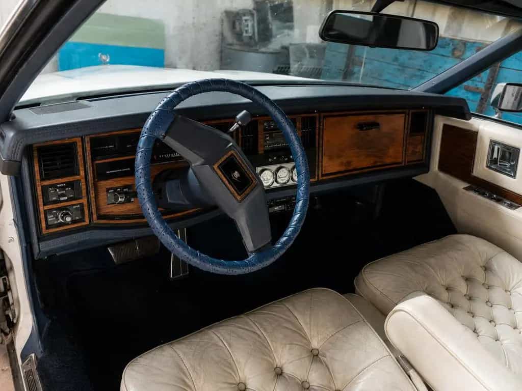 Cadillac Eldorado Biarritz Cabrio 1984 02/1984-photo-13
