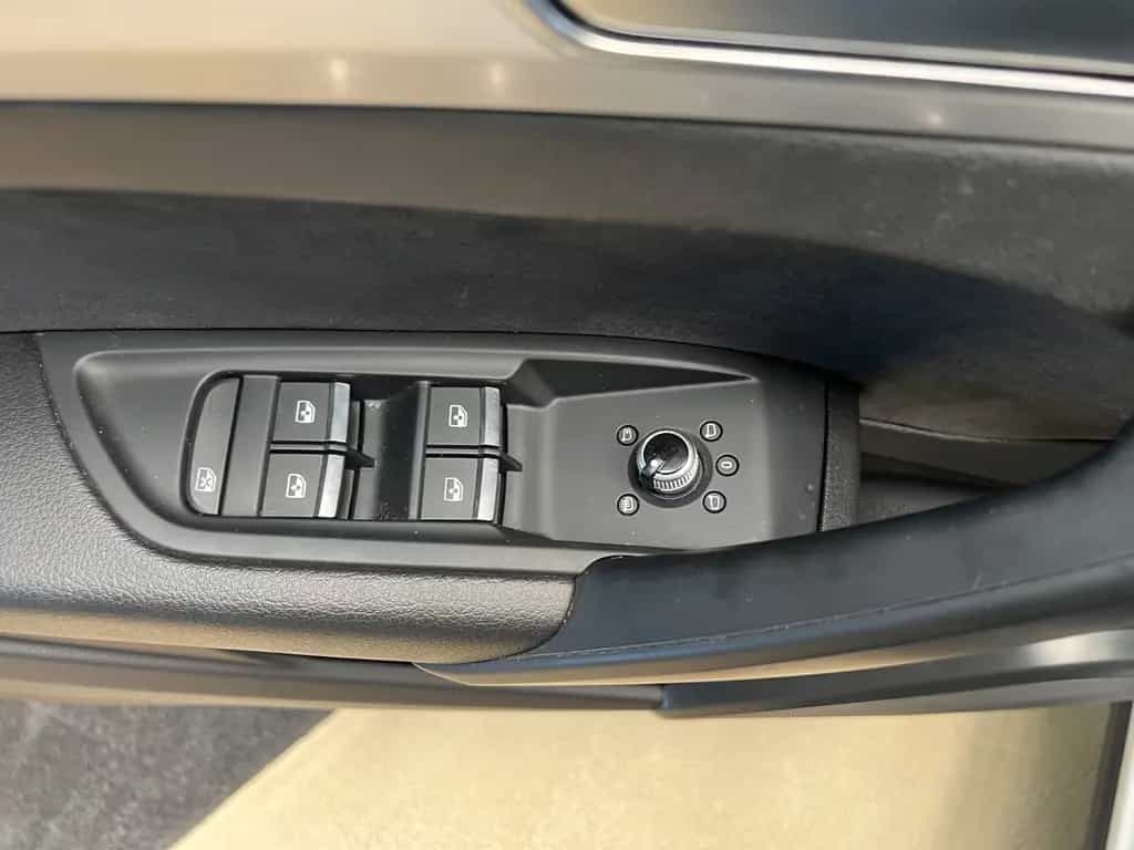 Audi Q5 Sportback 40 TDI quattro S line *VIRTUAL*PANO 11/2022-photo-19