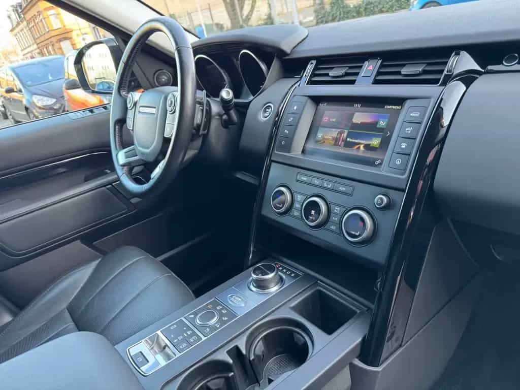 Land Rover Discovery 5 SE TD6/Navi/Leder/Kamera/Anhängerkup 06/2017-photo-17
