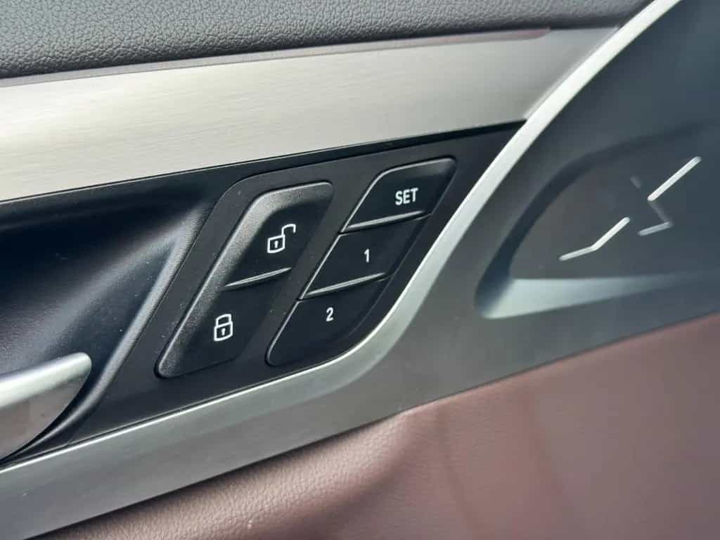 ALPINA XD4 Harman 360°Head-Up Pano Keyless Memory Belüf 12/2020-photo-31