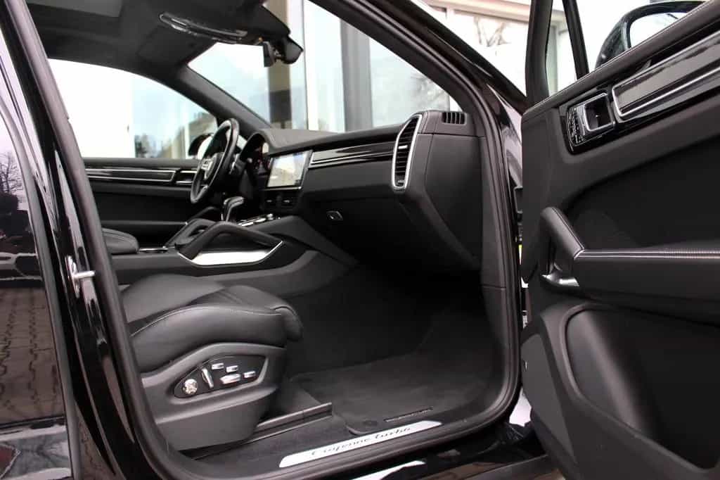 Porsche Cayenne Turbo , Approved 04/2027, 03/2019-photo-12