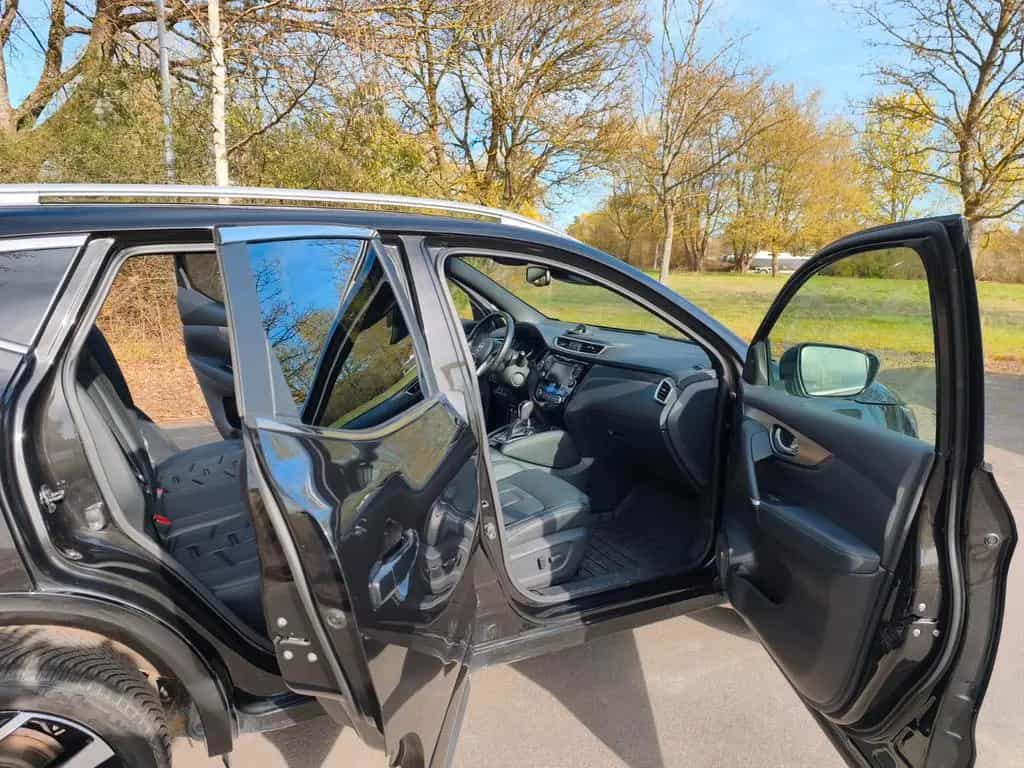 Nissan Qashqai 1.3 DIG-T 160PS Tekna Vollausstattung 36 10/2020-photo-12