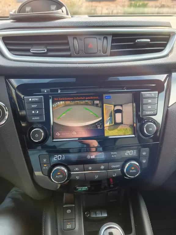 Nissan Qashqai 1.3 DIG-T 160PS Tekna Vollausstattung 36 10/2020-photo-5