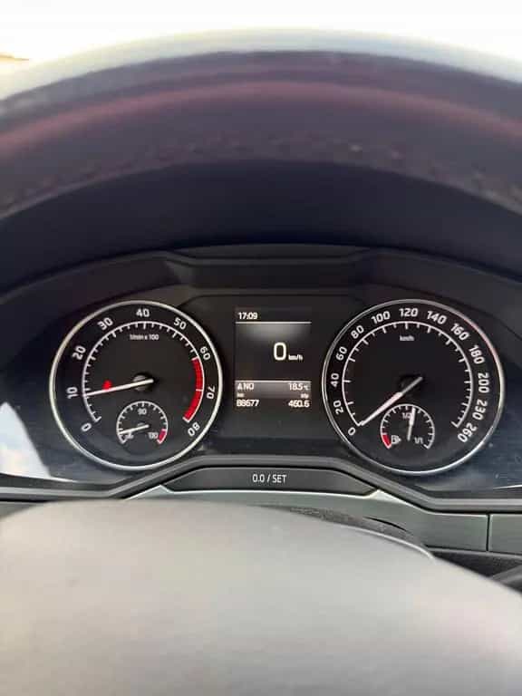 Skoda Superb Kombi | 1.8 TSI 10/2018-photo-2