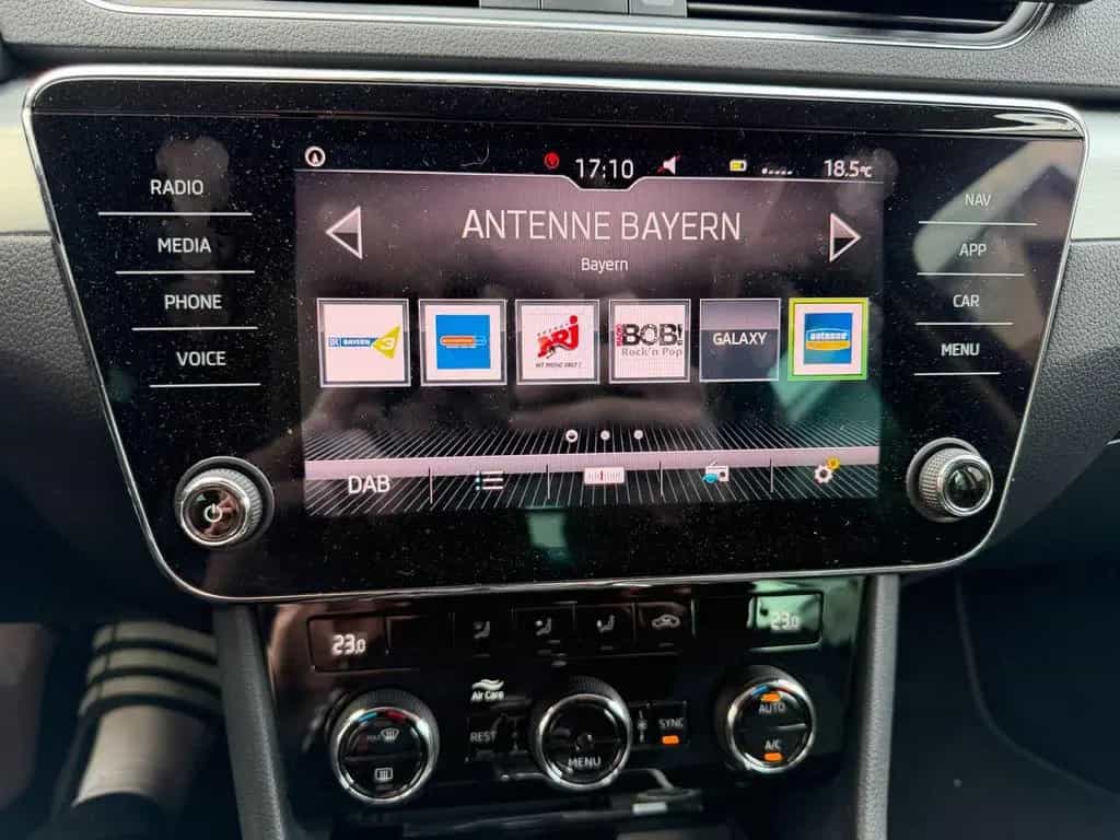 Skoda Superb Kombi | 1.8 TSI 10/2018-photo-3