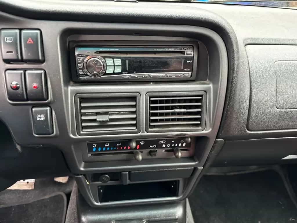 Isuzu Other VehiCross 02/2001-photo-5