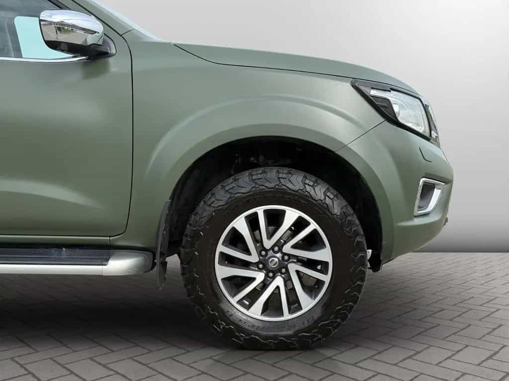 Nissan Navara NP300 Tekna Double Cab 4x4 Autom. *ROLLO* 09/2017-photo-24