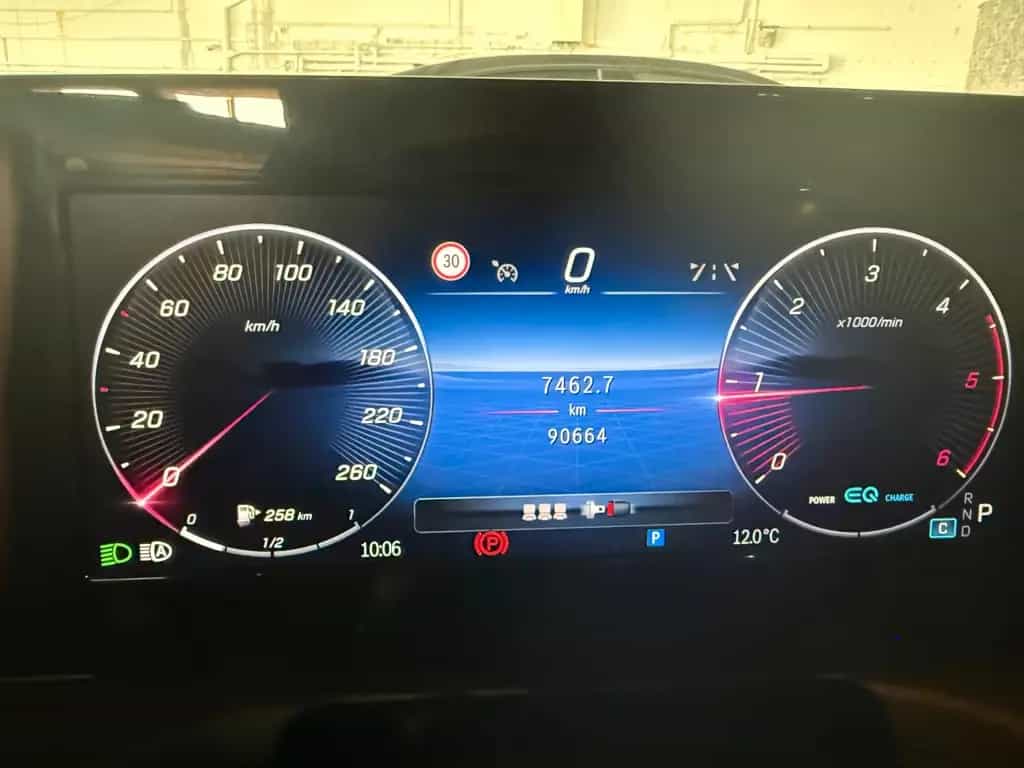Mercedes-Benz C 200 T-Modell /NAVI/AHK/KAMARA/LED/SPUR 08/2022-photo-25