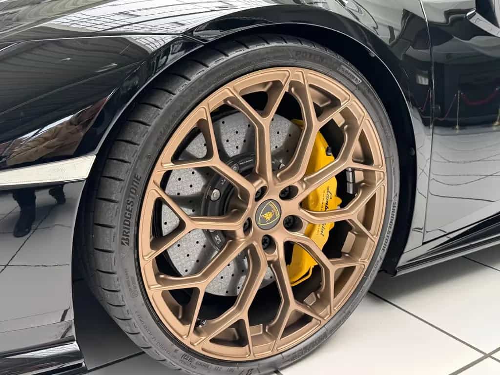 Lamborghini Huracán Tecnica *German *Novitec* Garantie Lift 05/2024-photo-16
