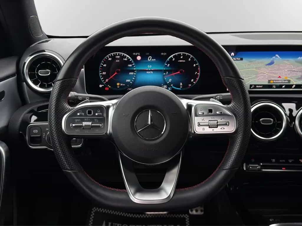 Mercedes-Benz A 250 4Matic 7G-DCT AMG Line *MB100*RCAM*BUSINES 05/2019-photo-17