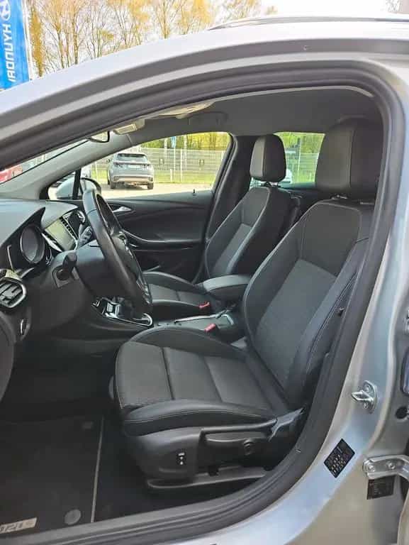 Opel Astra K ST 1.4 Kamera AHK LED NAVI Keyless Go 10/2019-photo-12