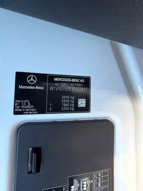 Mercedes-Benz Sprinter 319CDI 3,0L V6 Kasten L3H2 Mixto 6-Sitz 02/2021-photo-27