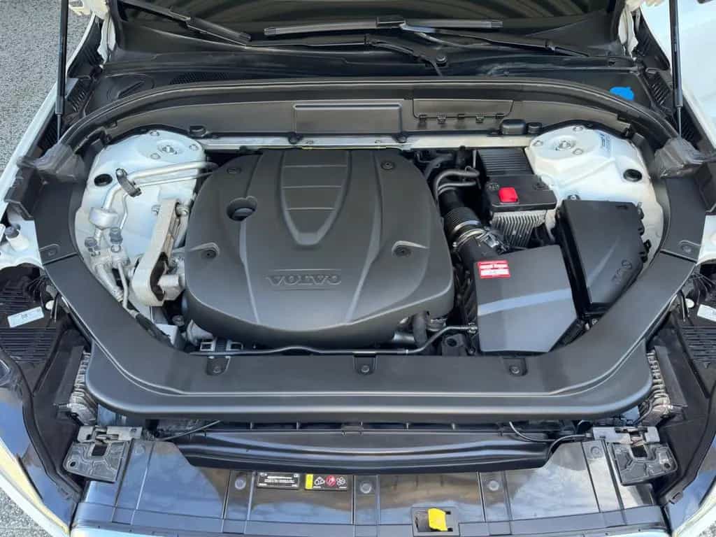 Volvo XC60 R Design AWD *Pano/Head-Up/AHK/Kamera360* 06/2018-photo-37