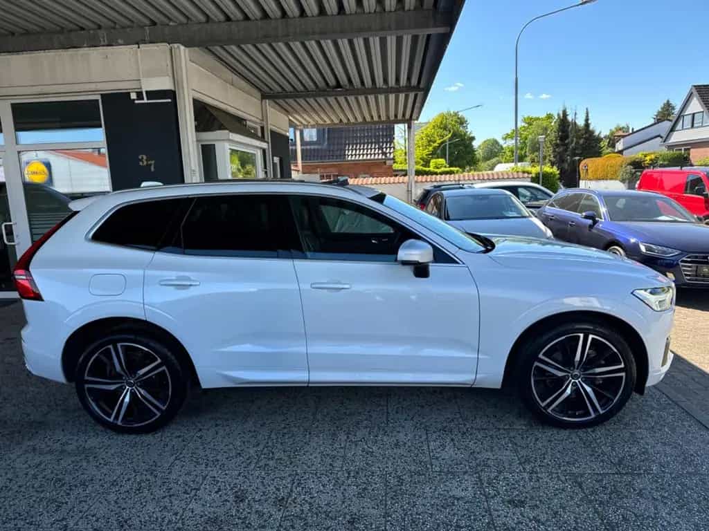 Volvo XC60 R Design AWD *Pano/Head-Up/AHK/Kamera360* 06/2018-photo-5