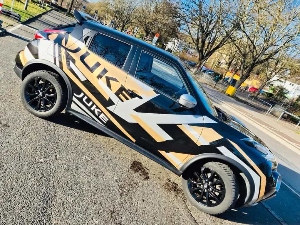 Nissan Juke 1.2 N-Connecta Schwarz 08/2016-photo-0
