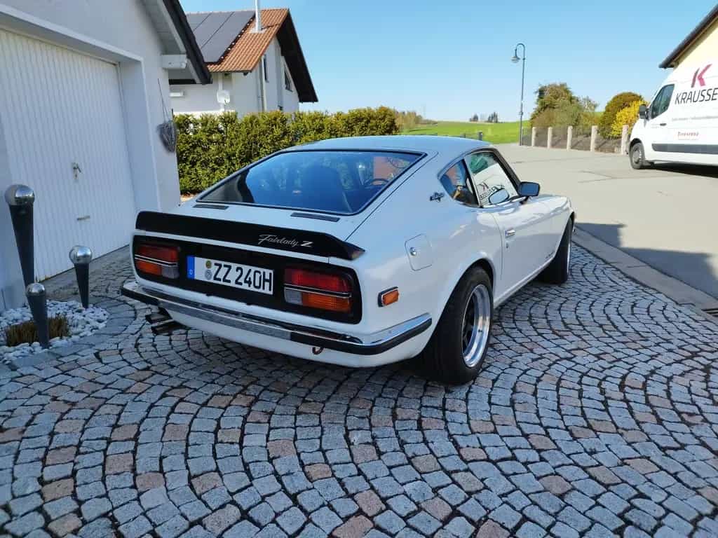 Datsun 240Z Series1, dt. Zulassung, TÜV + H 07/1971-photo-2