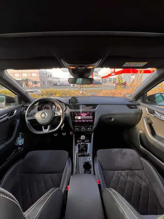 Skoda Octavia RS 245 06/2017-photo-7