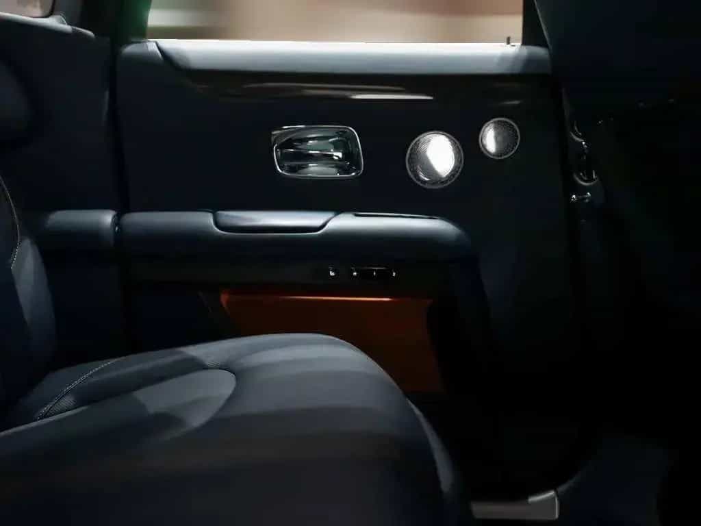 Rolls-Royce Ghost Black Badge HUD TV Massage inkl. Lieferung 03/2023-photo-20