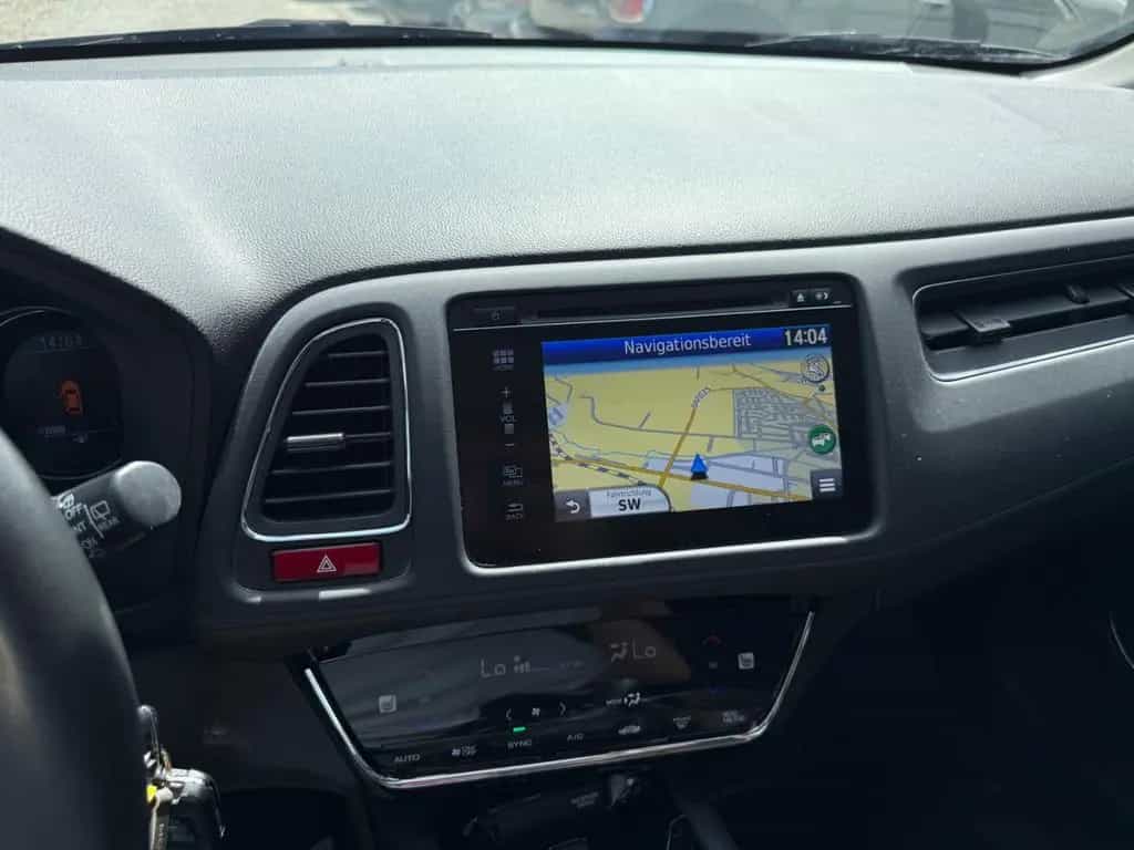 Honda HR-V Elegance 1.6 i-DTEC*Navigation*Tempomat*PDC 02/2017-photo-11