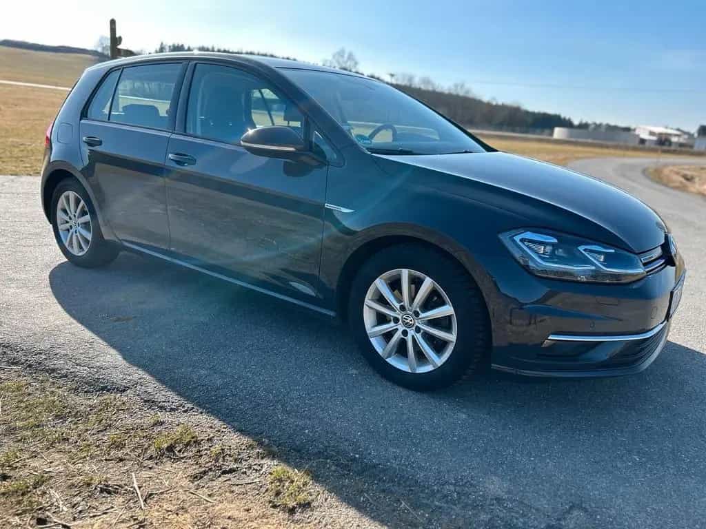 Volkswagen VW Golf 7 1.5 TSI EZ 5/2019 TÜV neu 1. ... 05/2019-photo-3