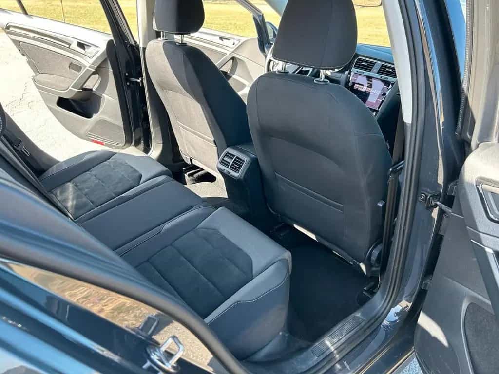 Volkswagen VW Golf 7 1.5 TSI EZ 5/2019 TÜV neu 1. ... 05/2019-photo-9